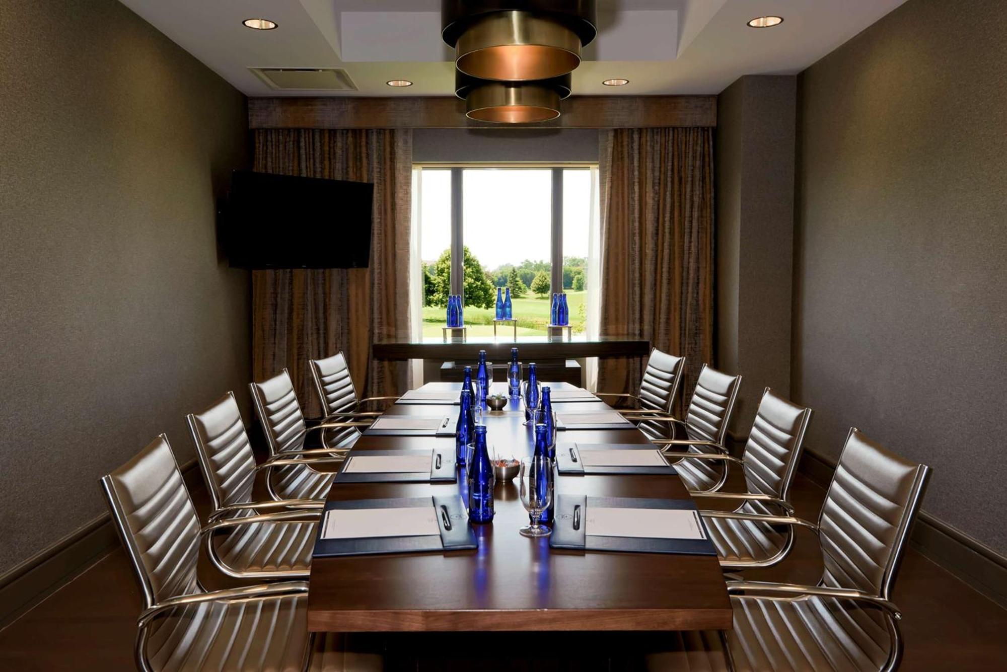 Hilton Chicago Oak Brook Hills Resort & Conference Center Exteriör bild